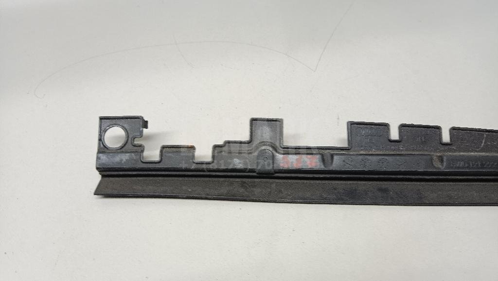 Воздуховод радиатора верхний для  Audi A3 [8PA] Sportback 2004-2013