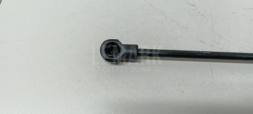 Амортизатор крышки багажника