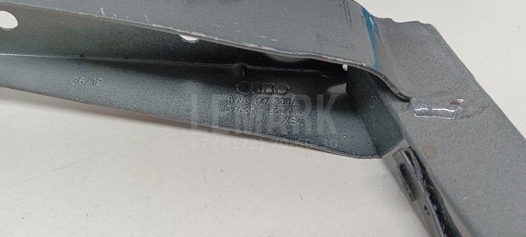 Петля крышки багажника