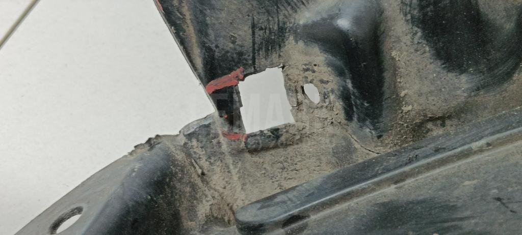 Локер передний левый передняя часть (сапожок)