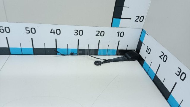 Ответная часть ремня безопасности