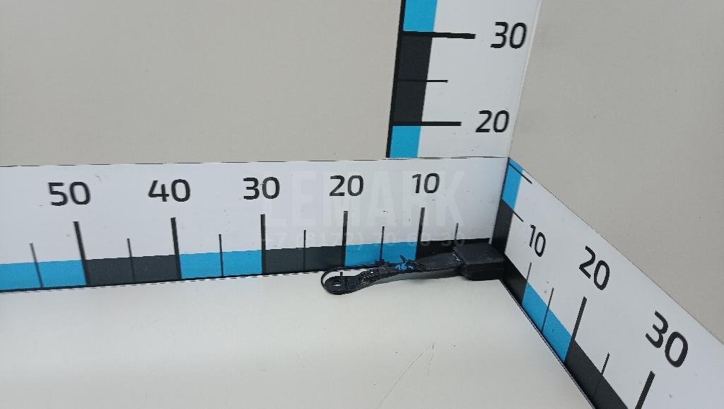 Ответная часть ремня безопасности