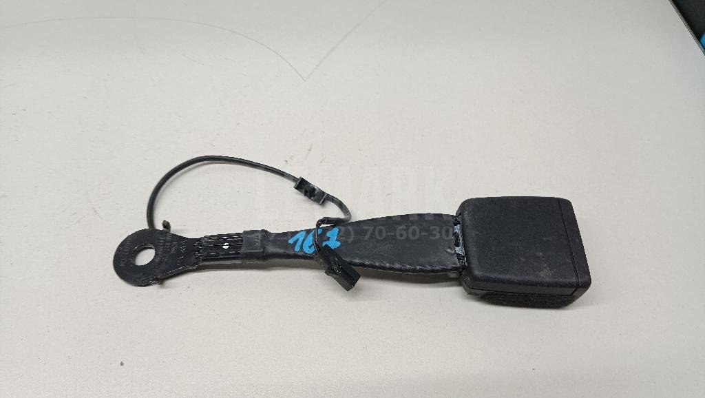 Ответная часть ремня безопасности