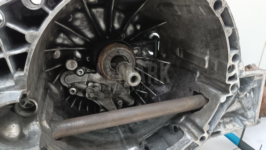 МКПП (механическая коробка переключения передач)