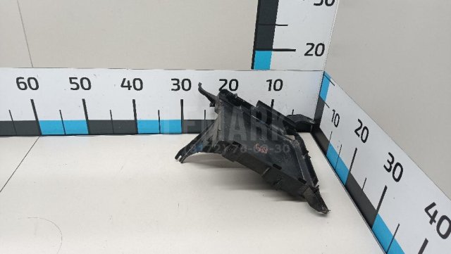 Кронштейн блока управления двигателем