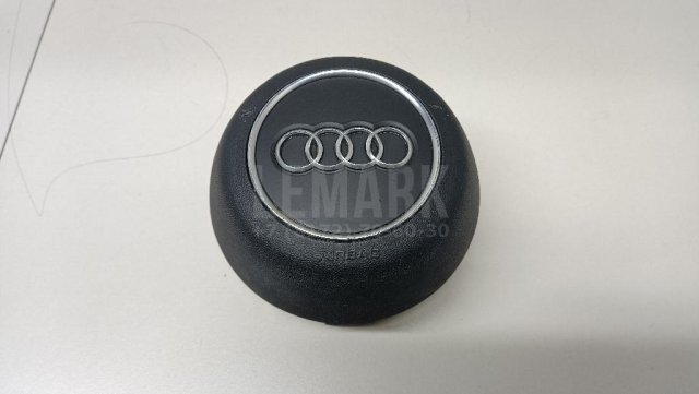 Подушка безопасности в рулевое колесо