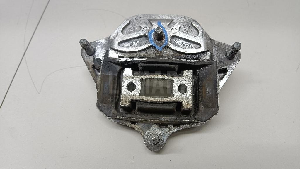 Опора КПП задняя