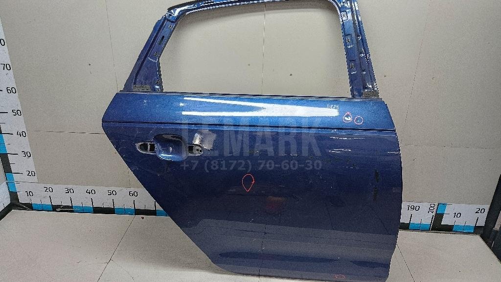 Дверь задняя правая