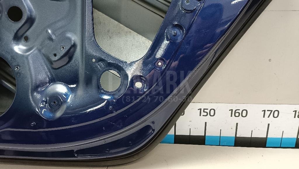 Дверь задняя правая