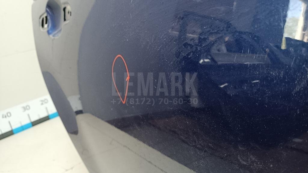 Дверь задняя правая