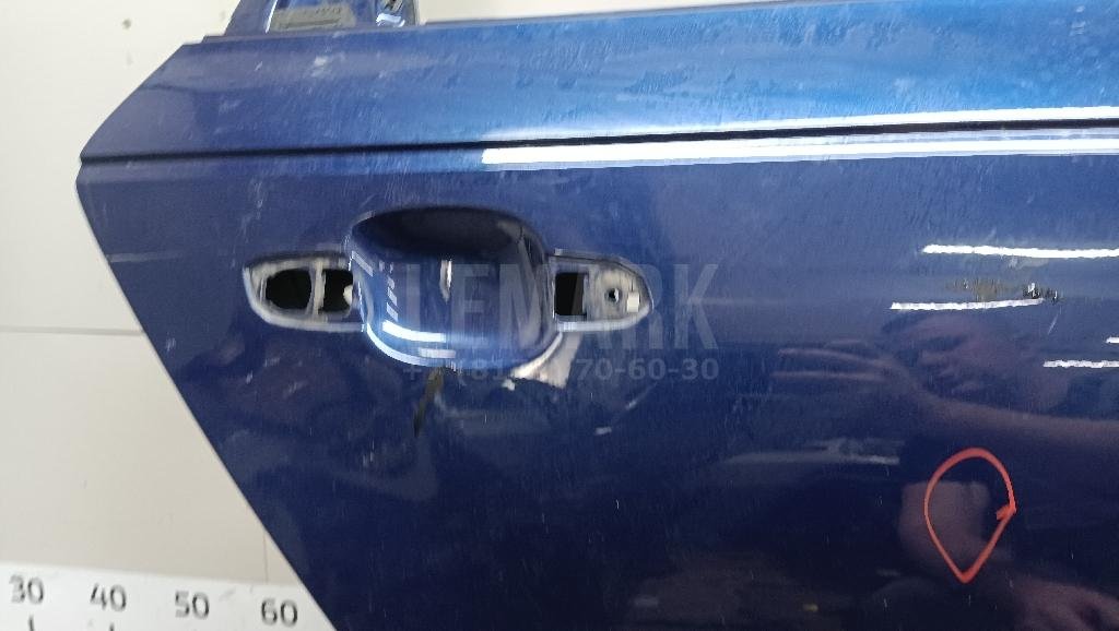 Дверь задняя правая