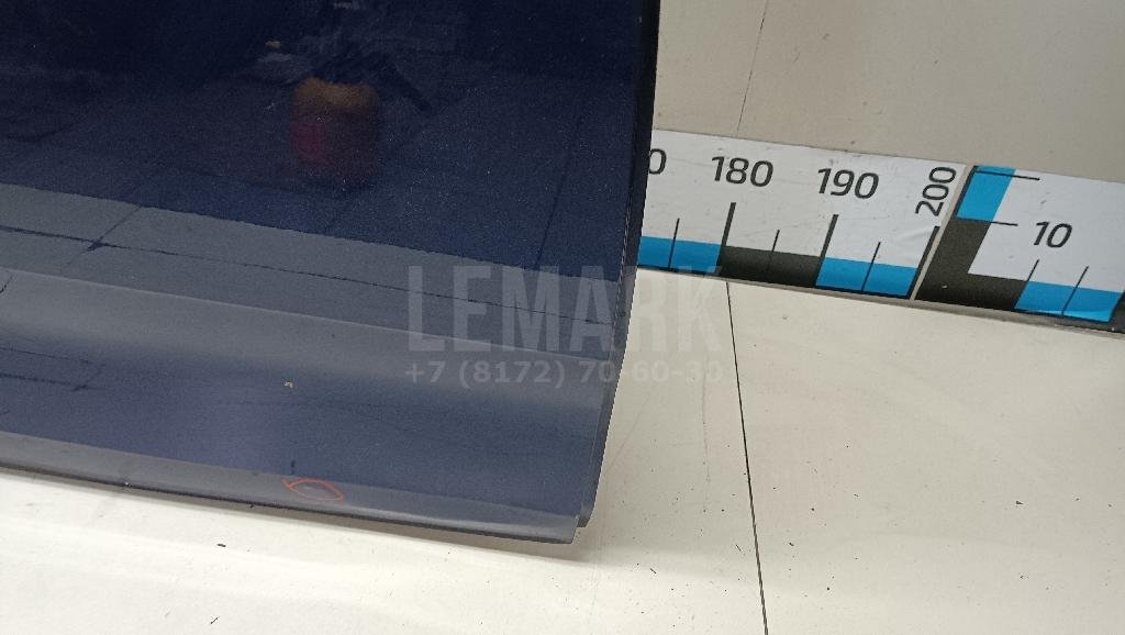 Дверь задняя правая