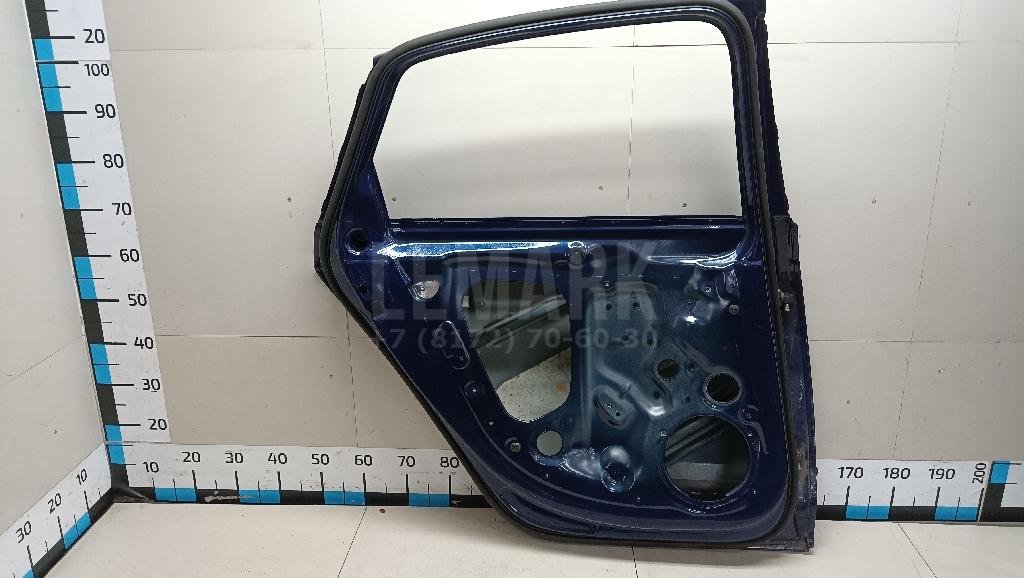 Дверь задняя левая