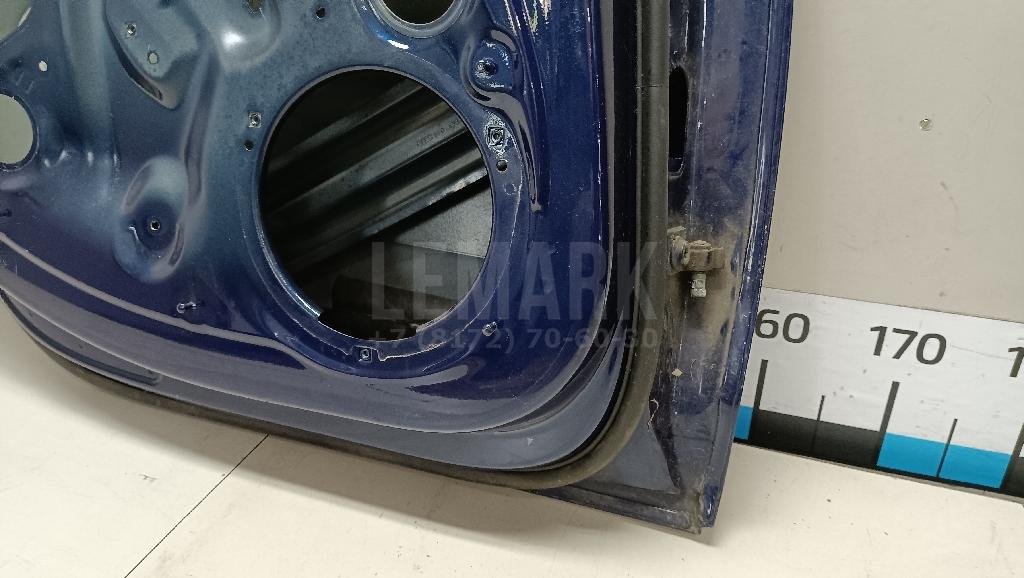 Дверь задняя левая