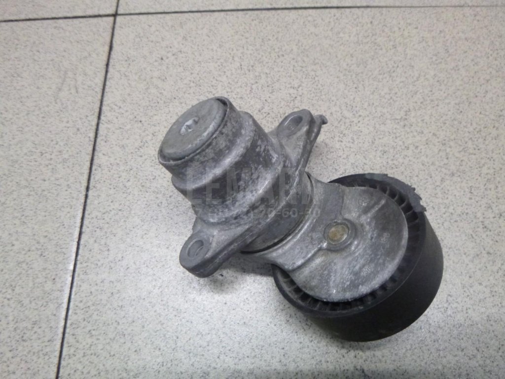 Натяжитель ремня