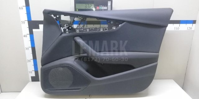 Обшивка двери передней правой