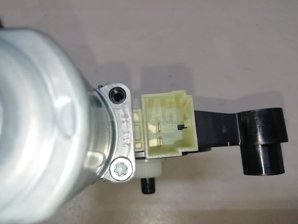 Моторчик стеклоподъемника