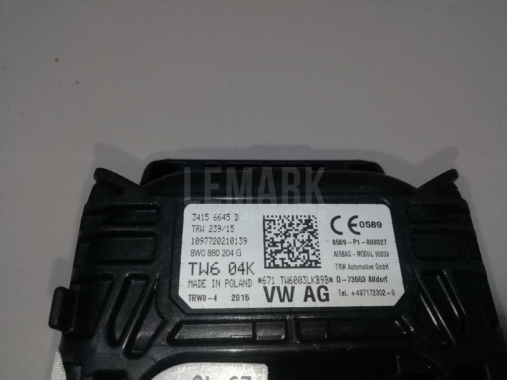 Подушка безопасности пассажирская (в торпедо)