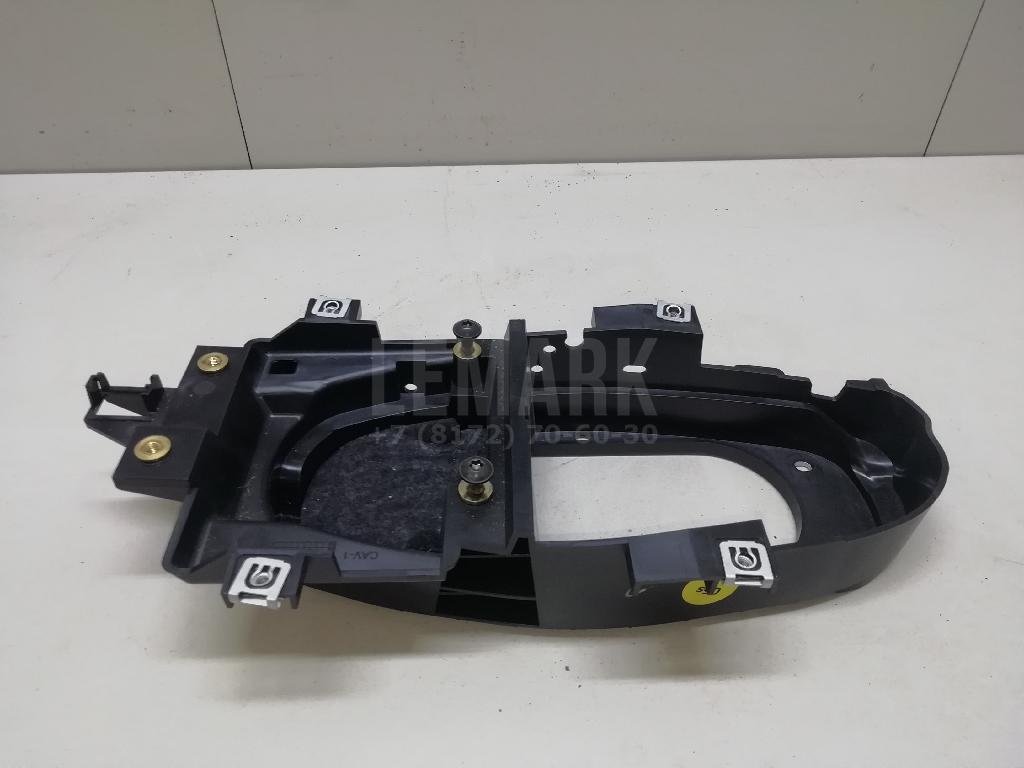 Кронштейн крепления подлокотника