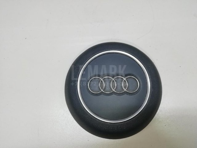 Подушка безопасности в рулевое колесо