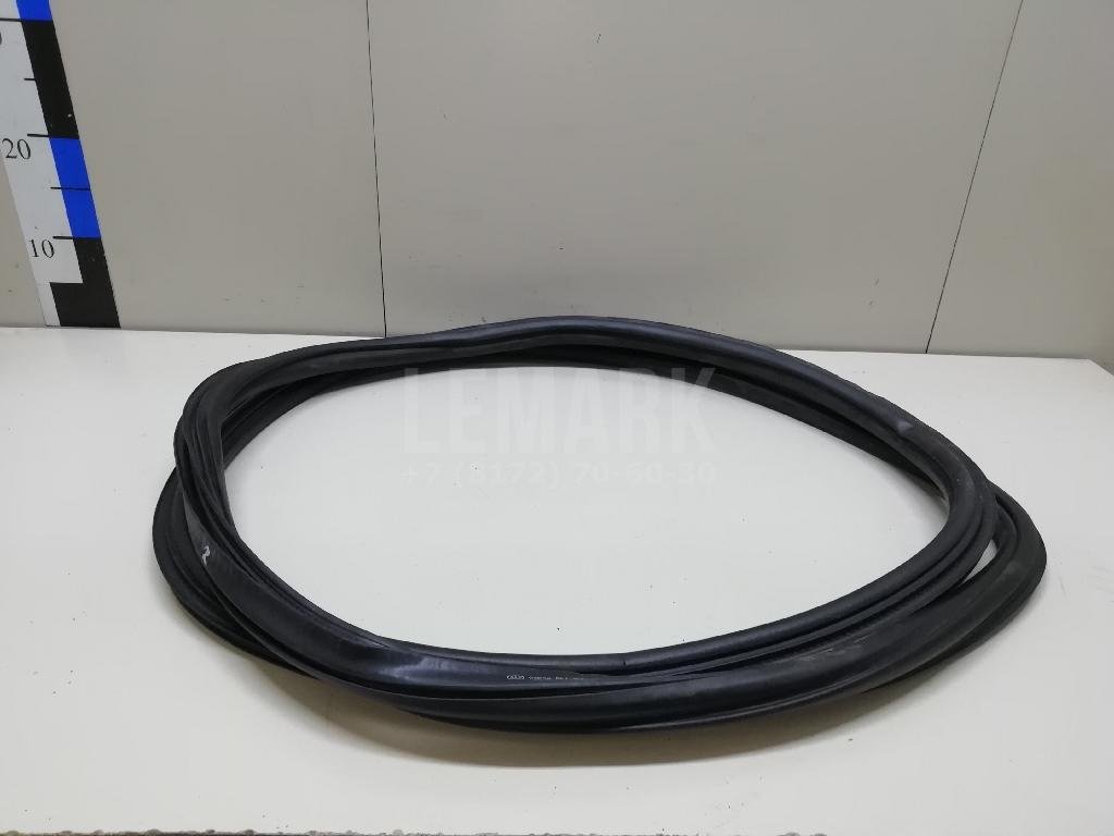 Уплотнитель двери для  Audi 80/90 [B3] 1986-1991