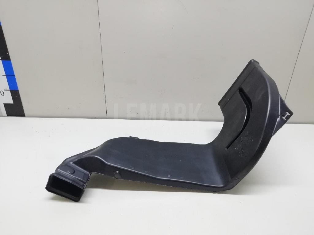 Воздуховод отопителя