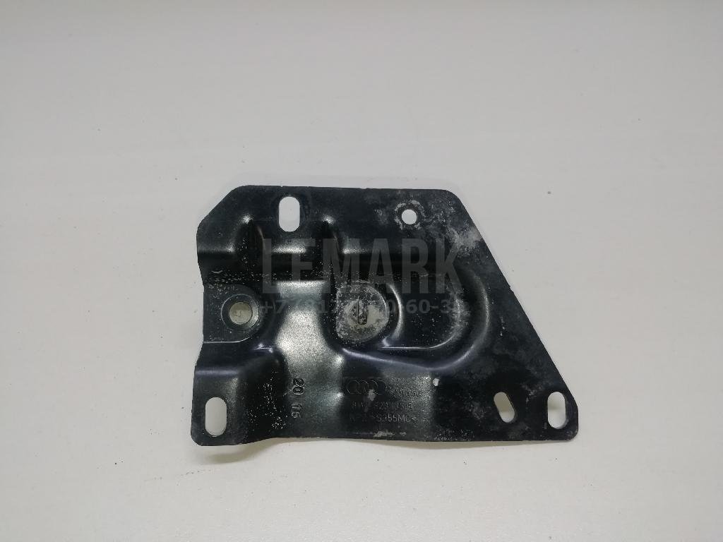 Ответная часть замка капота