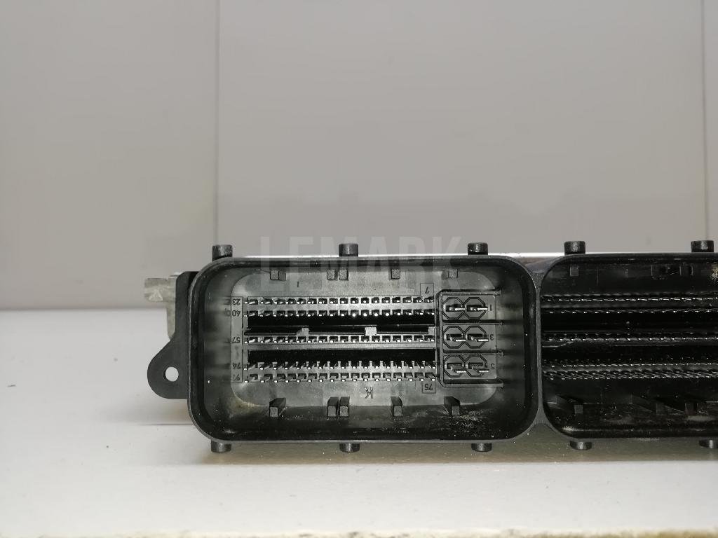 Блок управления двигателем