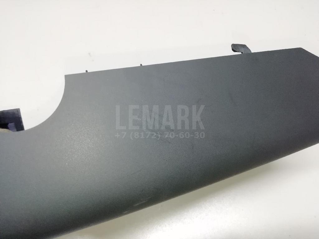 Кожух рулевой колонки нижний