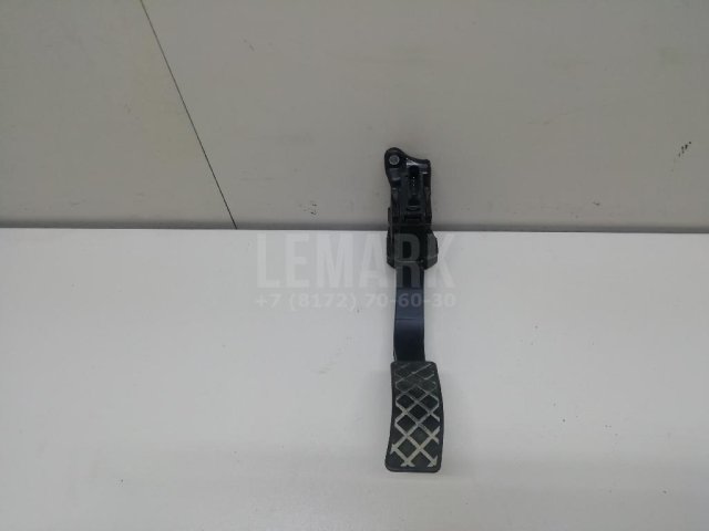 Педаль газа