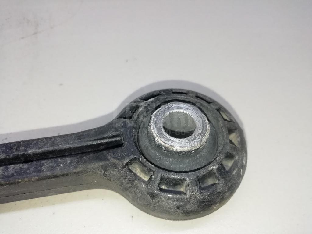 Стойка переднего стабилизатора