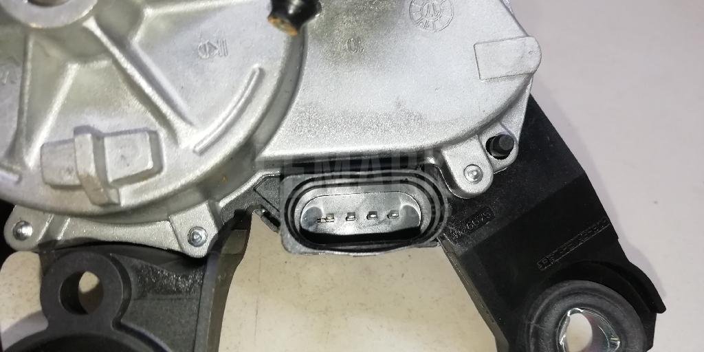 Моторчик стеклоочистителя задний