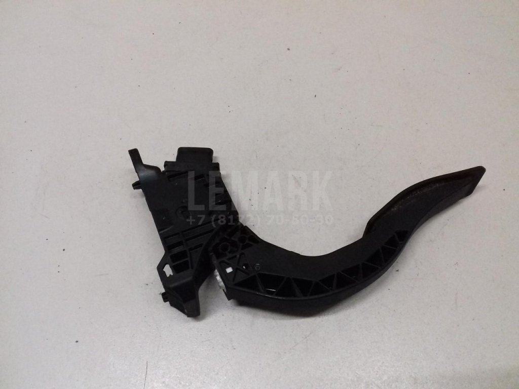 Педаль газа