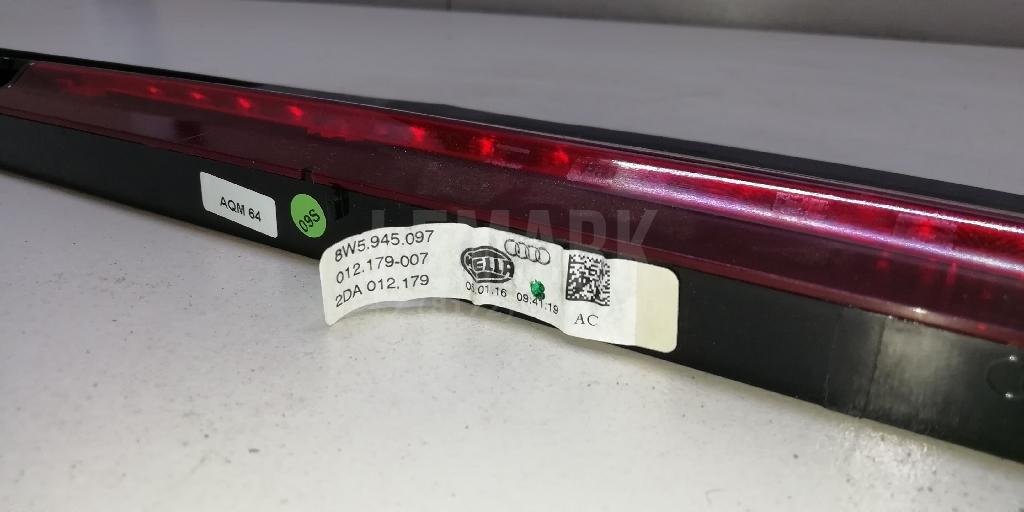 Фонарь задний (стоп сигнал)