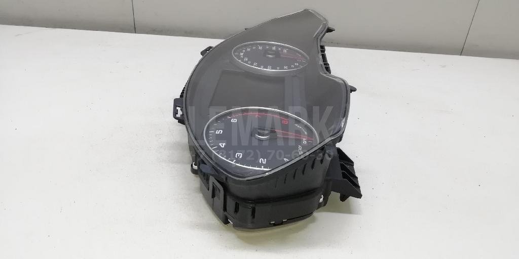 Панель приборов