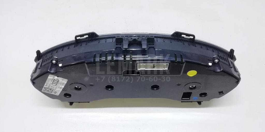 Панель приборов