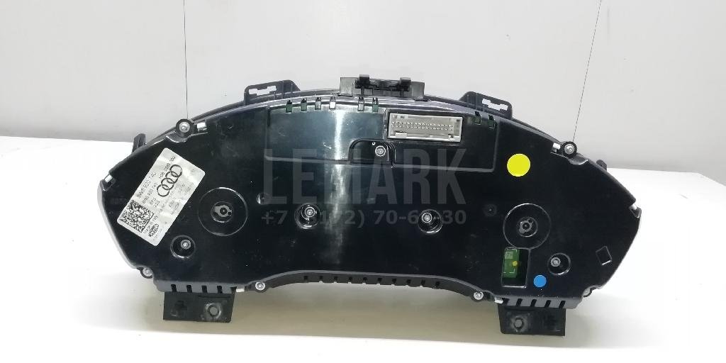 Панель приборов