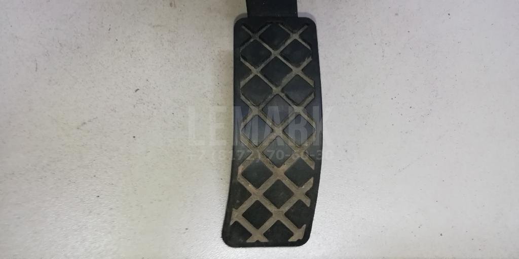 Педаль газа