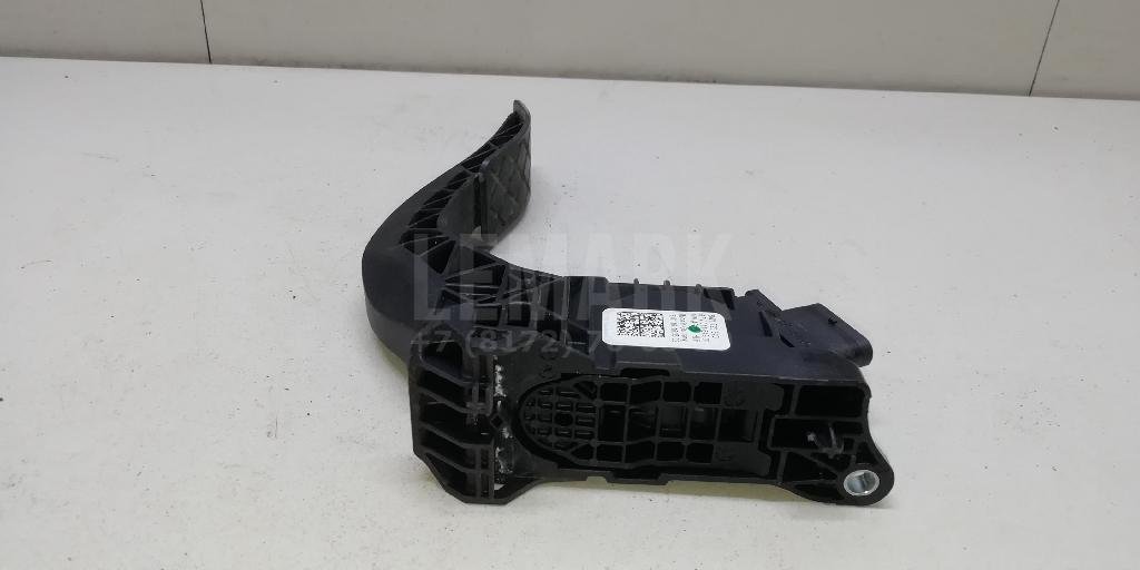 Педаль газа