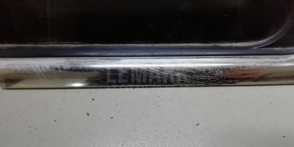 Стекло кузовное глухое левое