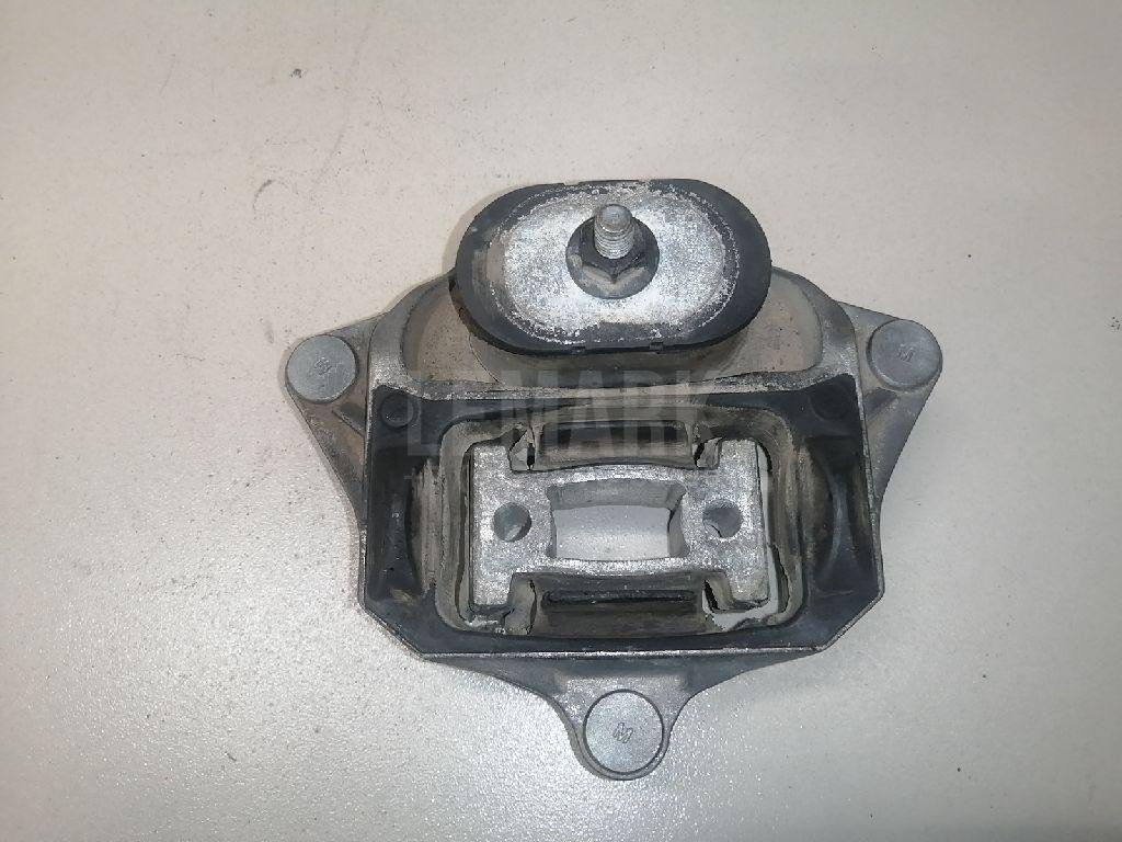 Опора КПП задняя
