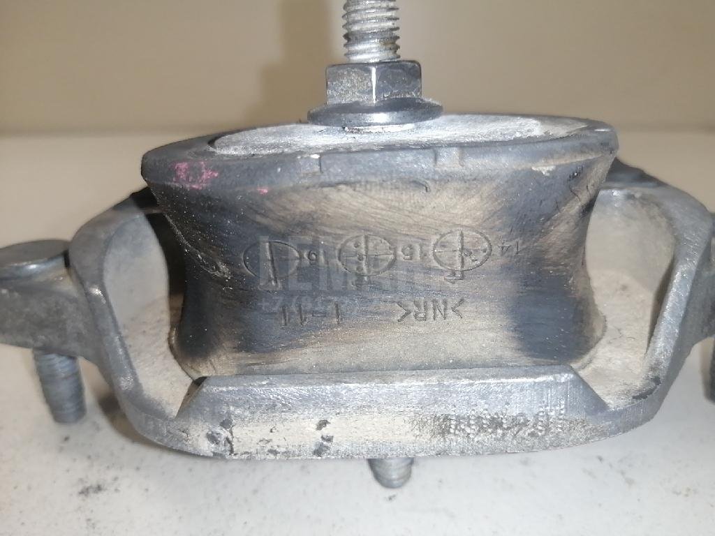 Опора КПП задняя