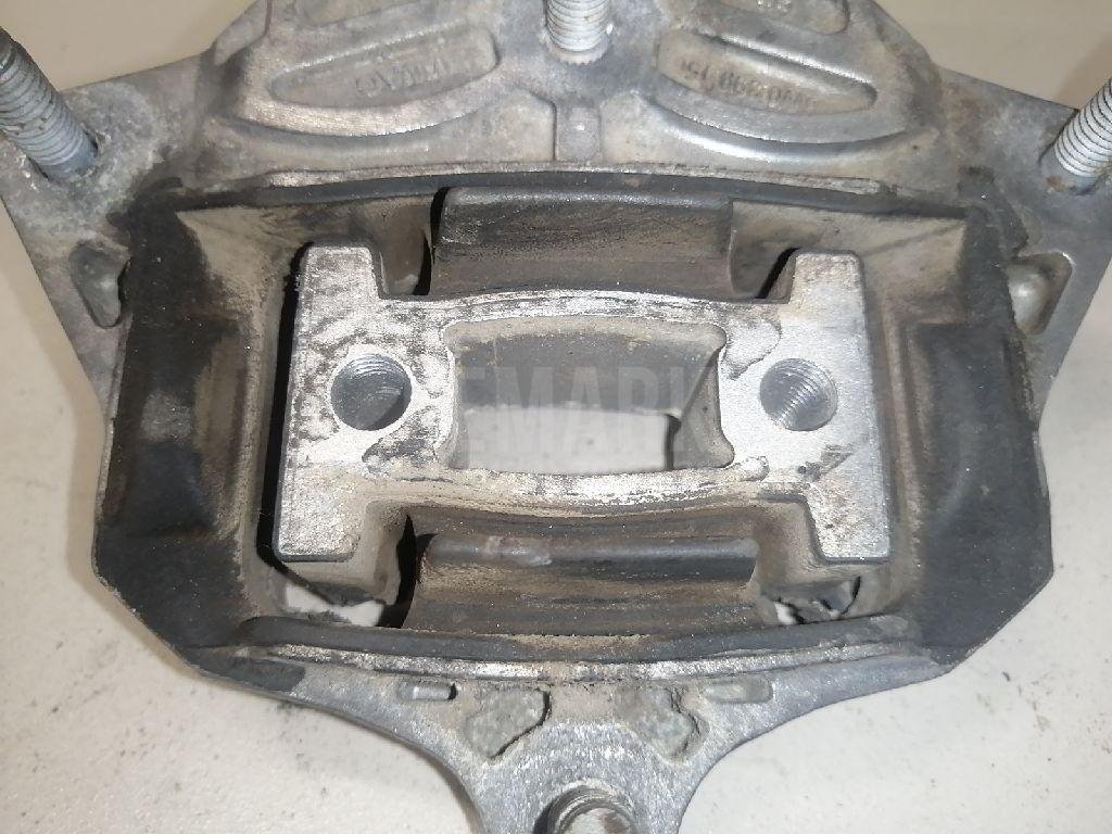 Опора КПП задняя