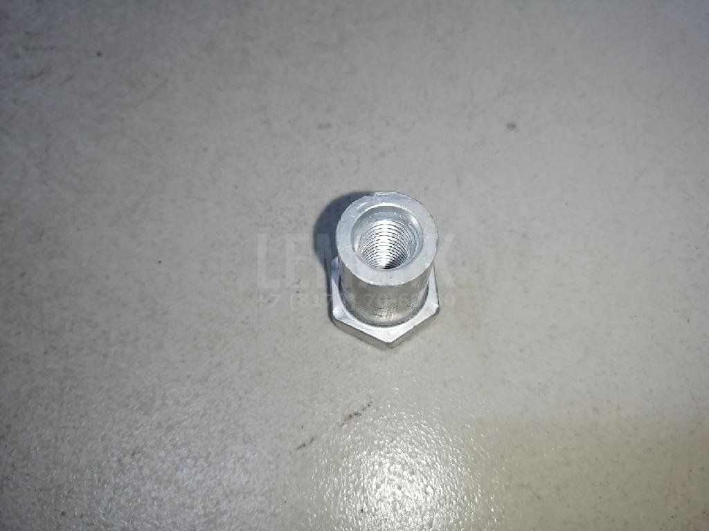 Клемма аккумулятора минус