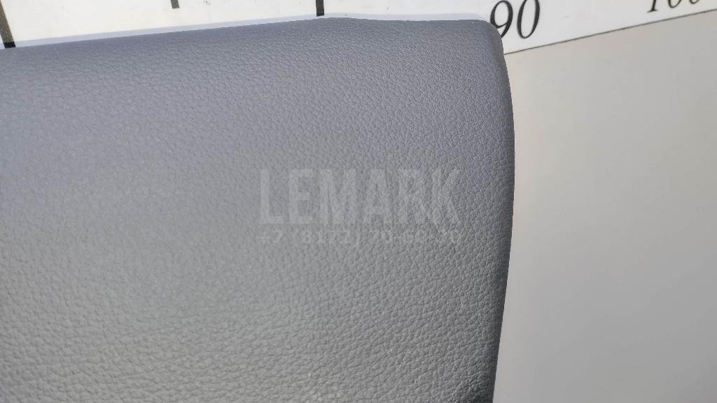 Обшивка двери задней правой