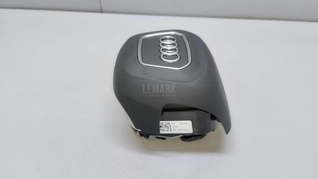 Подушка безопасности в рулевое колесо