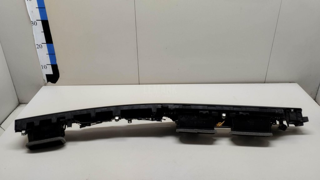 Дефлектор воздушный