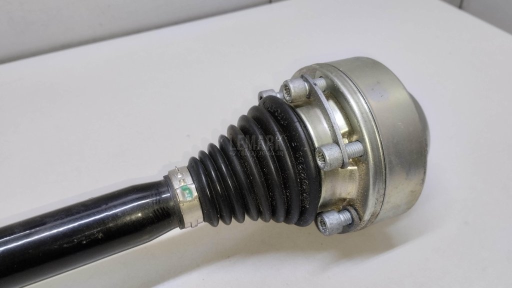 Полуось задняя левая