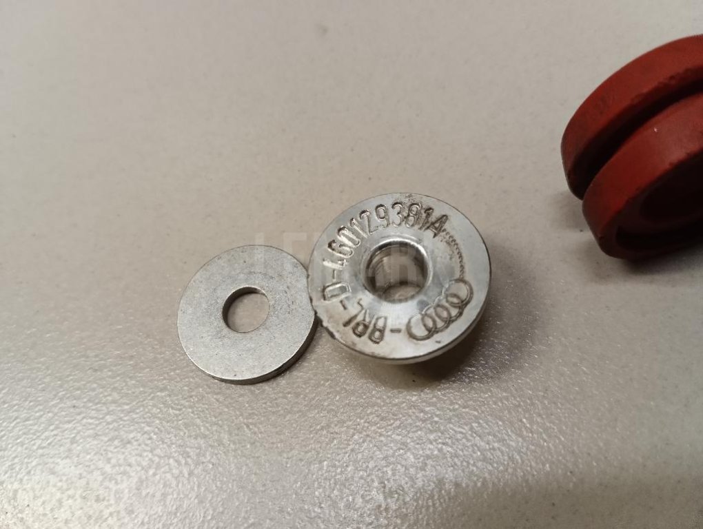 Втулка (кузов внутри)