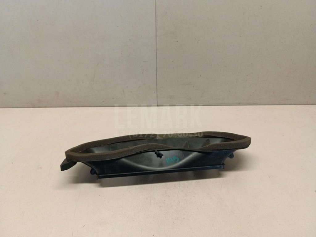 Воздуховод отопителя